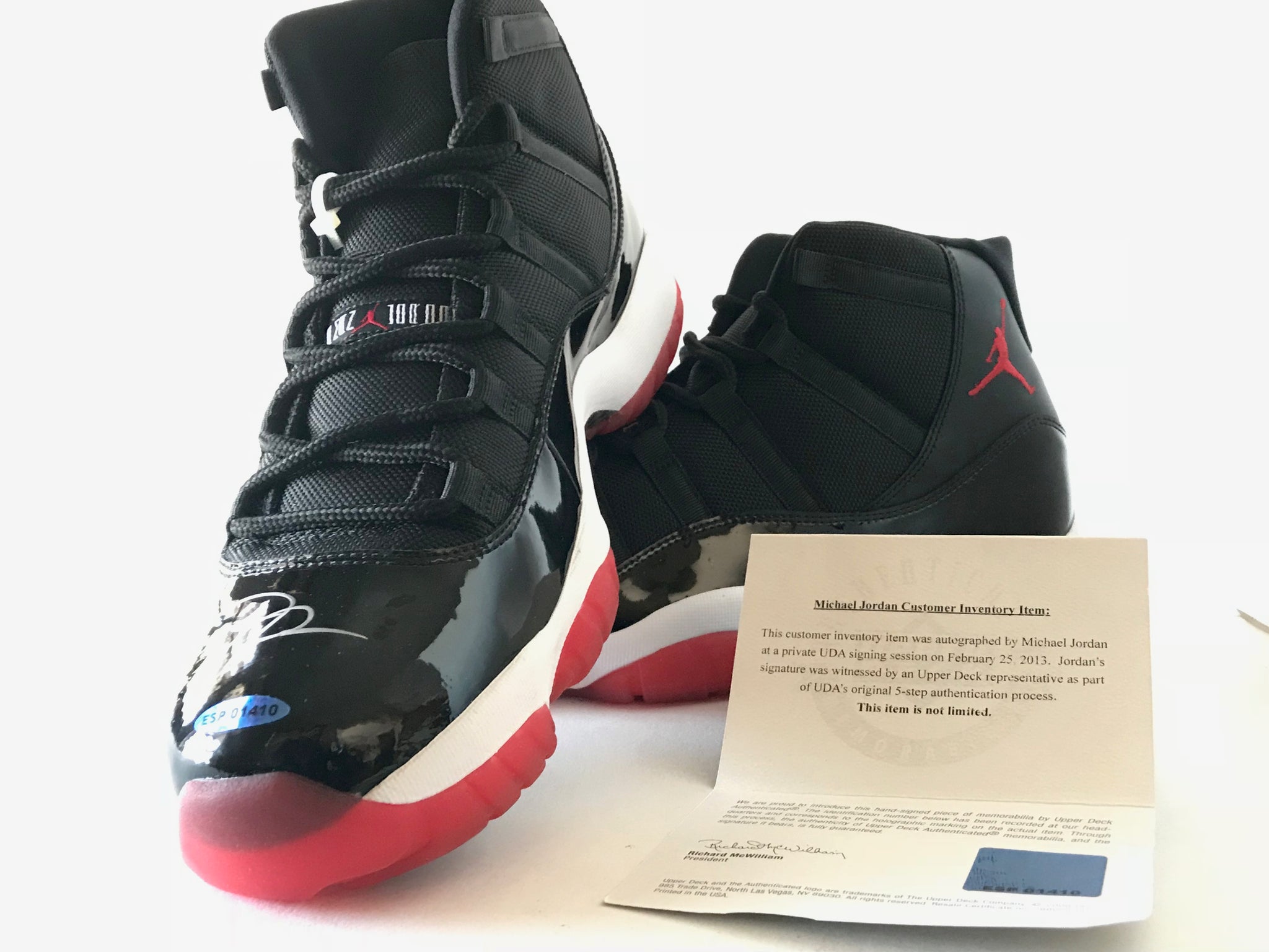 Michael Jordan Autographed Nike Air Jordan 11 Retro Bred 2019 Shoes