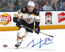 Sean Kuraly Boston Bruins Autographed 8x10 Photograph