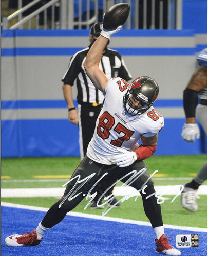 Rob Gronkowski Tampa Bay Buccaneers Autographed 8X10 Photograph