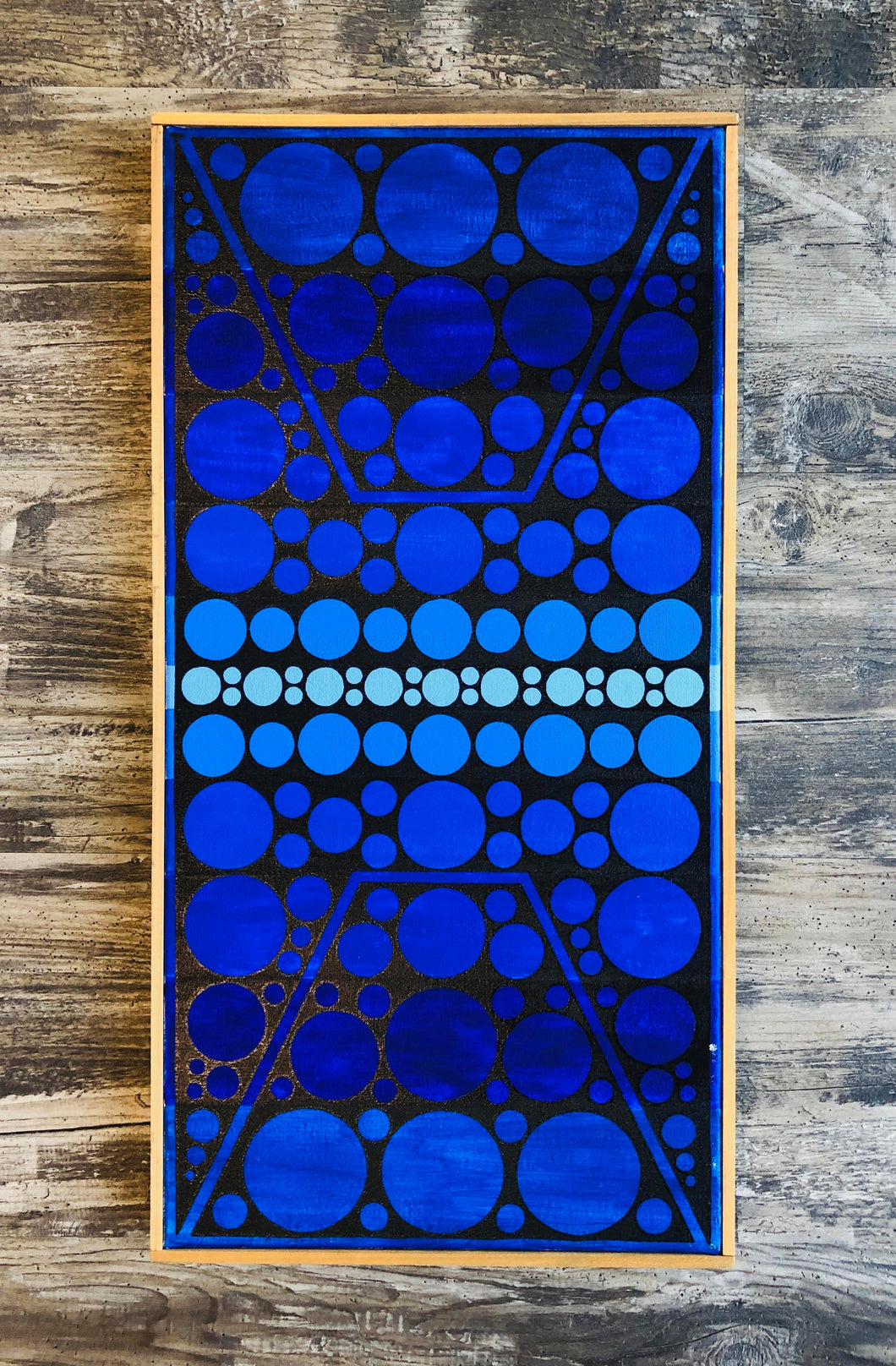 Blue Circle 24x12